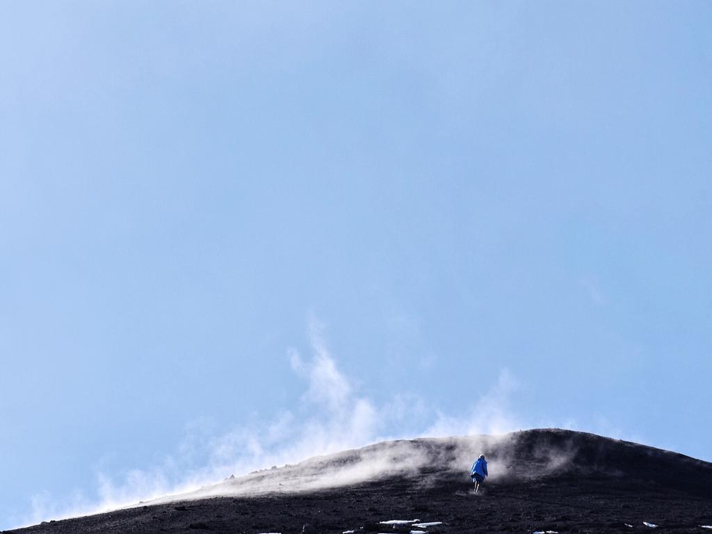 نيكولوسي Sotto Il Vulcano المظهر الخارجي الصورة